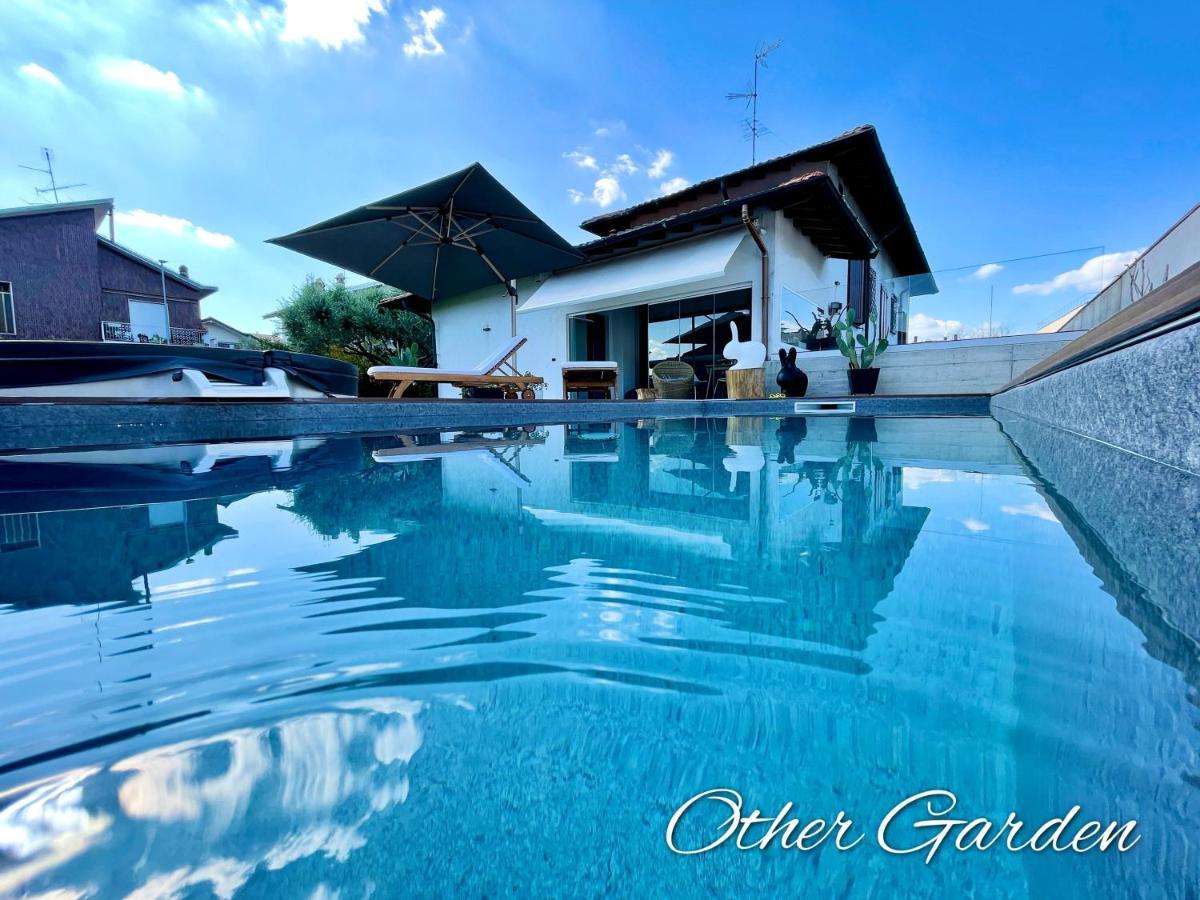 Other Garden - Luxury Bed And Breakfast Rho Kültér fotó
